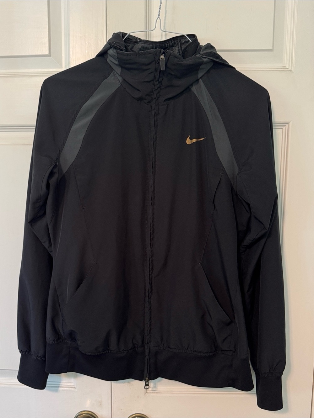 Nike Women’s Dri Fit Reversible Running Jacket with Gold logo Accent M
